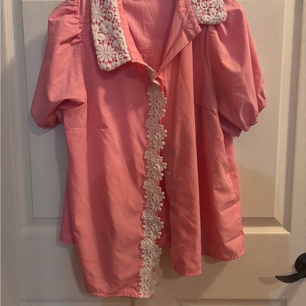 SHEIN Curve Pink Top with White Detail